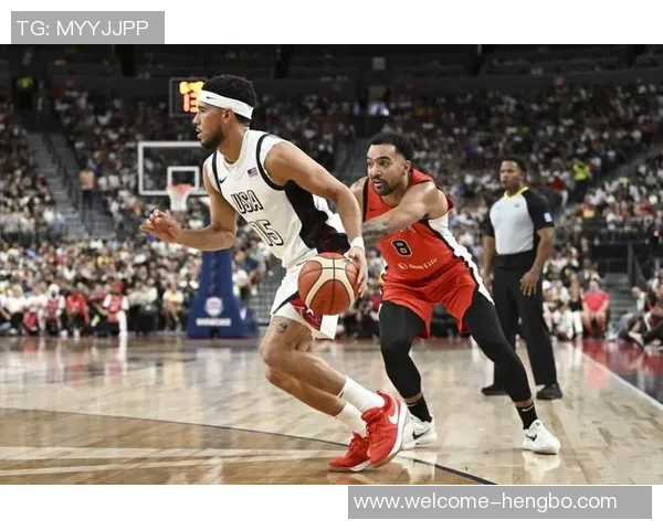 布克半场表现分析：进攻欲望强烈却命中率低贡献15分4板3助正负值高达22